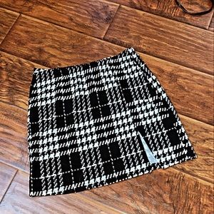 SHEIN skirt (new w/o tags)